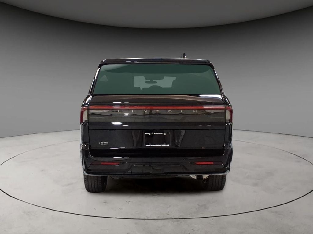 2027 Lincoln Navigator Black Label