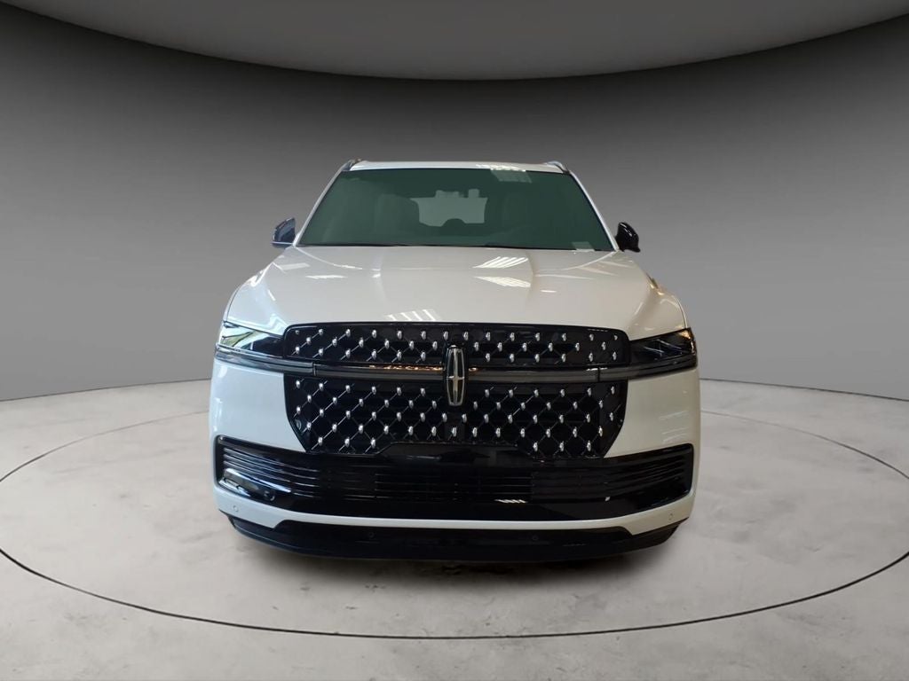 2027 Lincoln Navigator Black Label