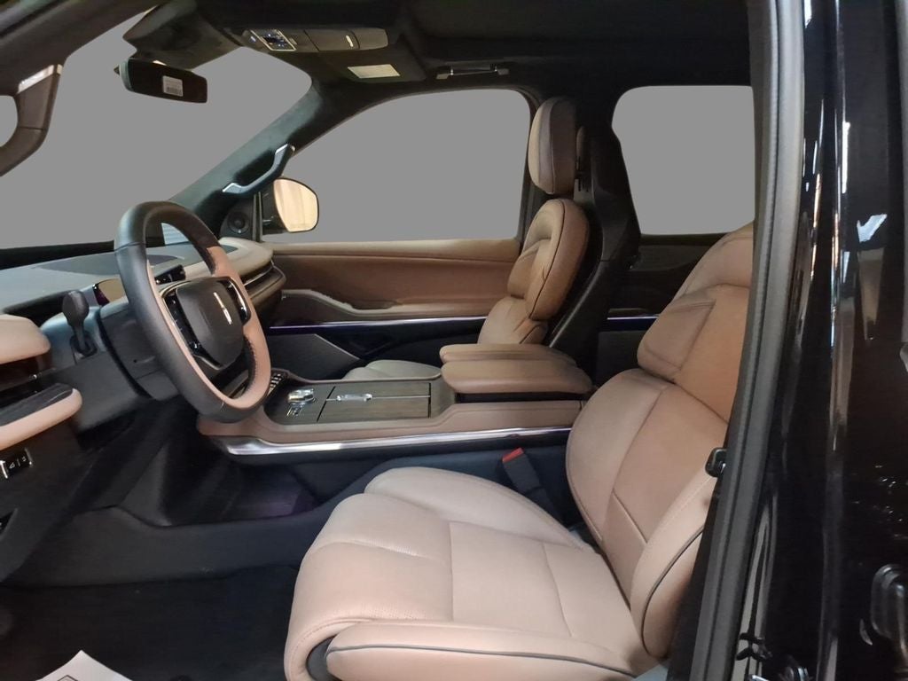 2027 Lincoln Navigator Black Label