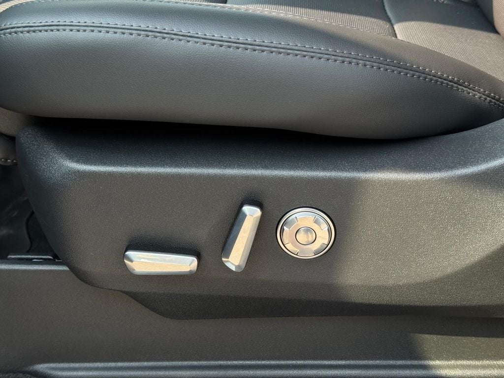 2027 Lincoln Navigator Premiere