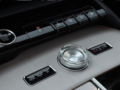 2027 Lincoln Navigator Premiere