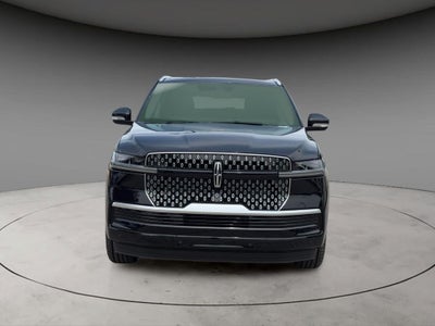 2027 Lincoln Navigator Premiere