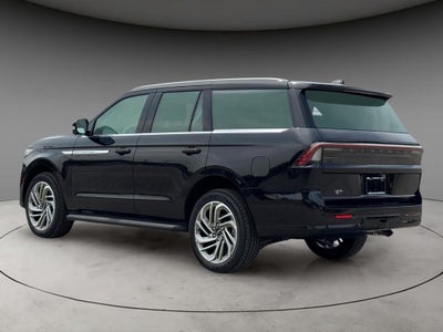 2027 Lincoln Navigator Premiere