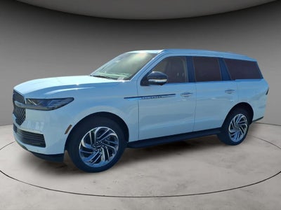 2027 Lincoln Navigator Premiere