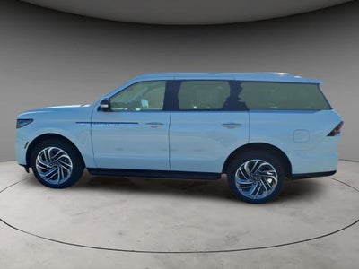 2027 Lincoln Navigator Premiere