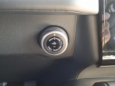 2027 Lincoln Navigator Premiere