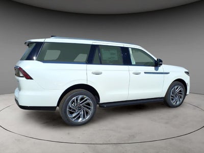2027 Lincoln Navigator Premiere