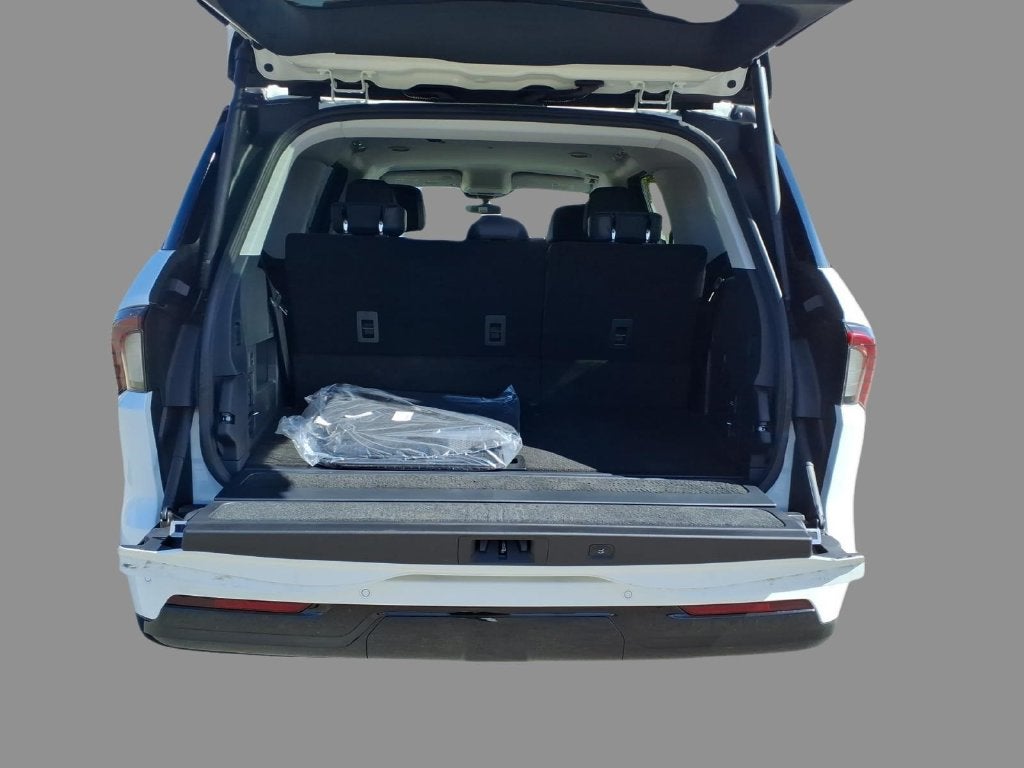 2027 Lincoln Navigator Premiere