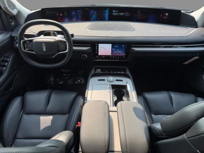 2027 Lincoln Navigator Premiere