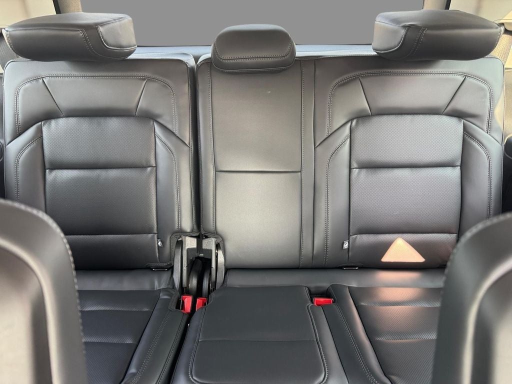 2027 Lincoln Navigator Premiere