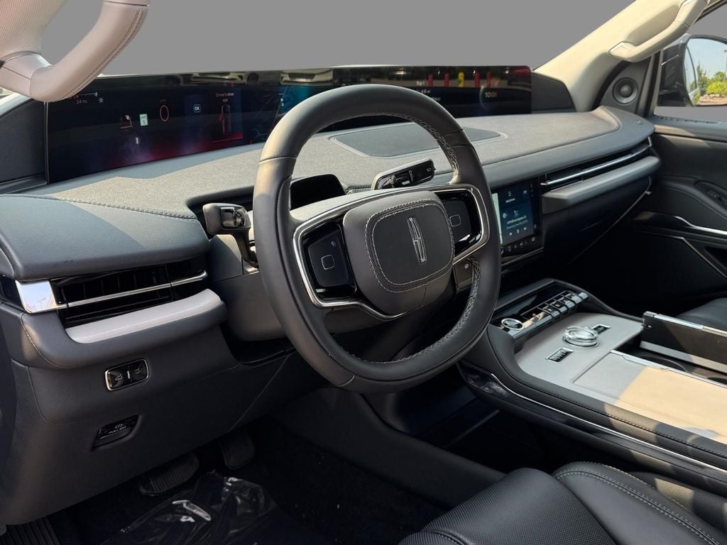 2027 Lincoln Navigator Premiere