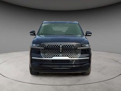 2027 Lincoln Navigator Premiere