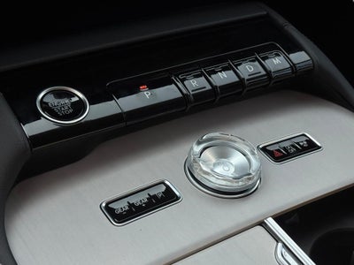 2027 Lincoln Navigator Premiere