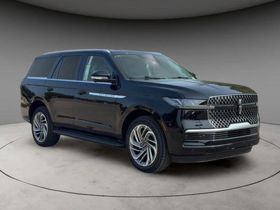 2027 Lincoln Navigator Premiere