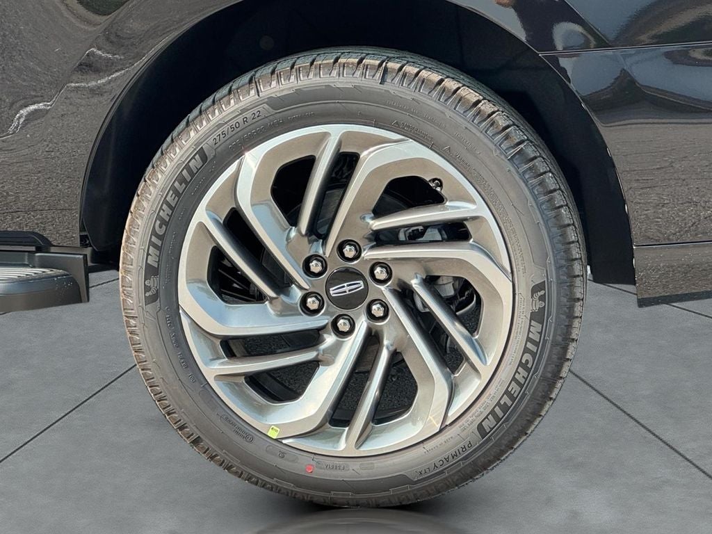 2027 Lincoln Navigator Premiere
