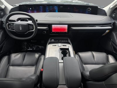 2027 Lincoln Navigator Premiere