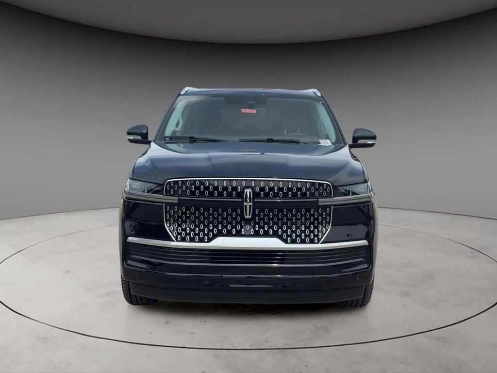 2027 Lincoln Navigator Premiere