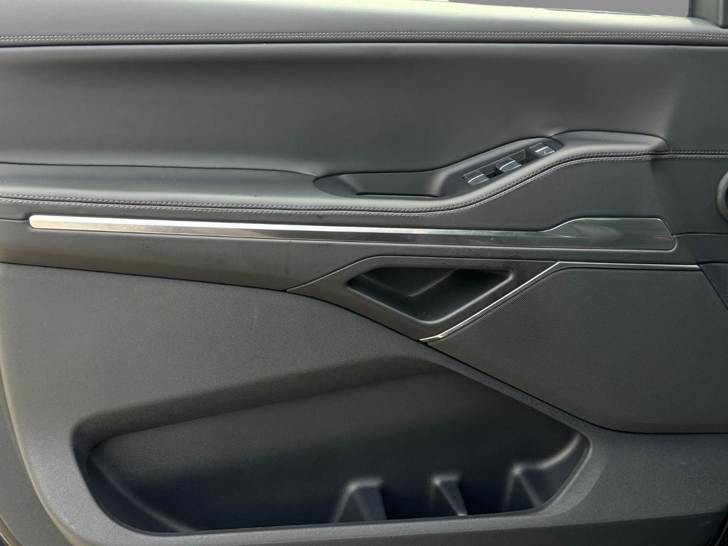 2027 Lincoln Navigator Premiere