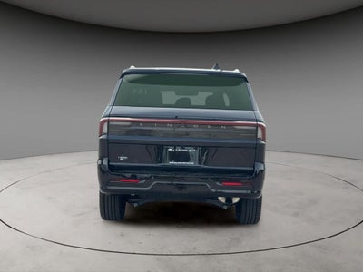 2027 Lincoln Navigator Premiere