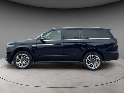 2027 Lincoln Navigator Premiere