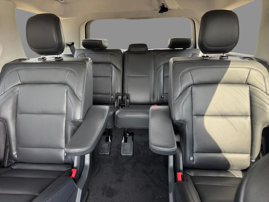 2027 Lincoln Navigator Premiere