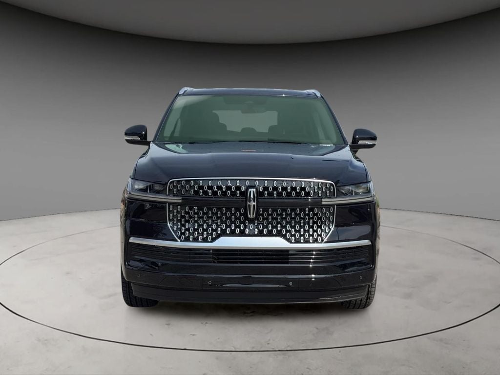 2027 Lincoln Navigator Premiere