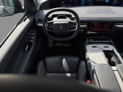 2027 Lincoln Navigator Premiere