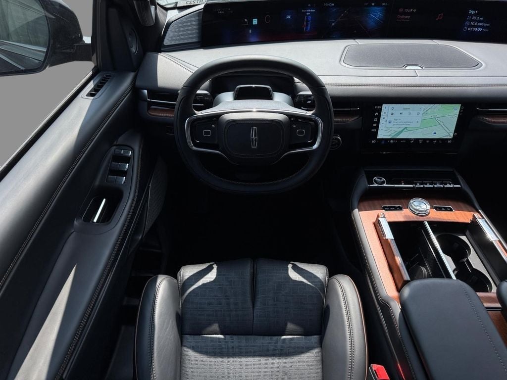 2027 Lincoln Navigator Black Label