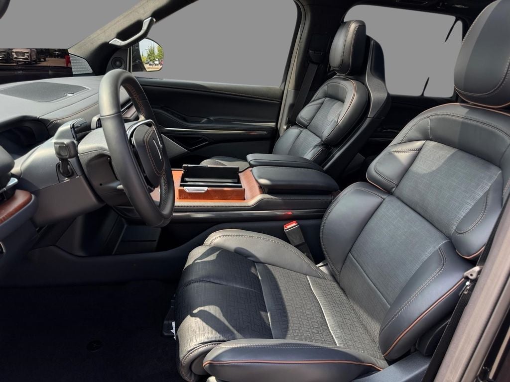 2027 Lincoln Navigator Black Label