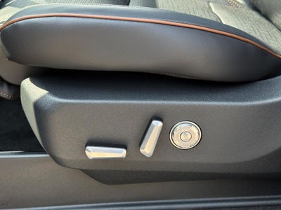 2027 Lincoln Navigator Black Label