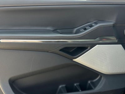 2027 Lincoln Navigator Black Label