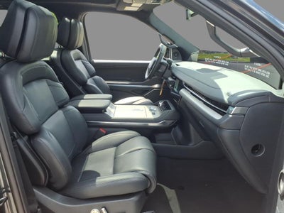 2026 Lincoln Navigator L Reserve