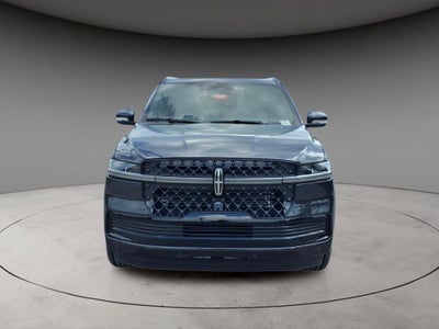 2027 Lincoln Navigator L Reserve