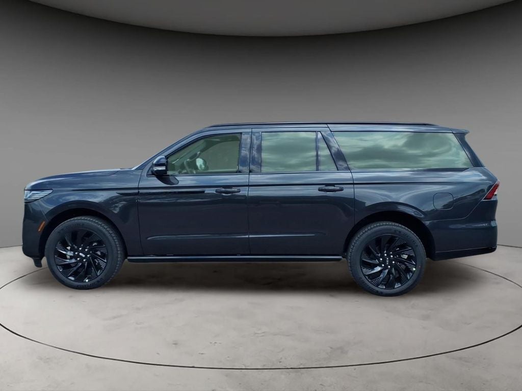 2027 Lincoln Navigator L Reserve