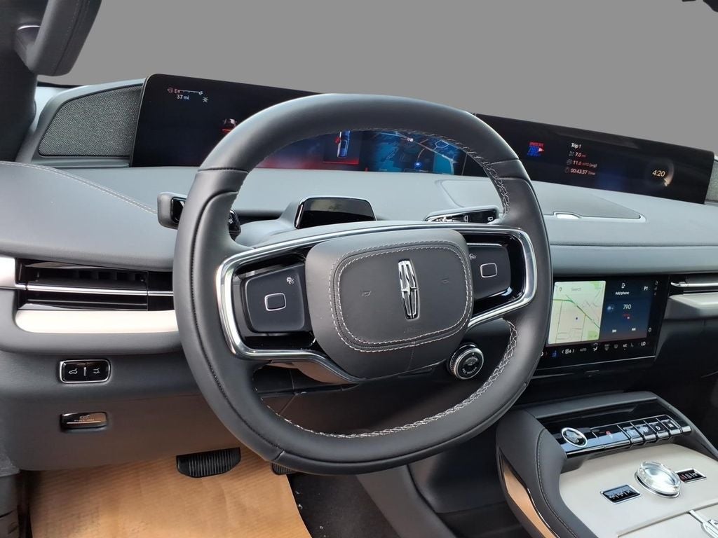 2027 Lincoln Navigator L Reserve