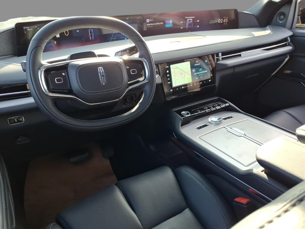 2025 Lincoln Navigator L Reserve