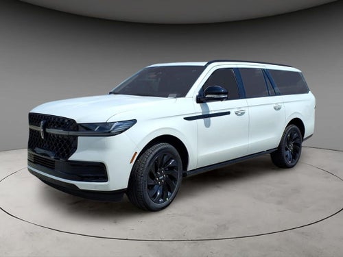 2027 Lincoln Navigator L Reserve