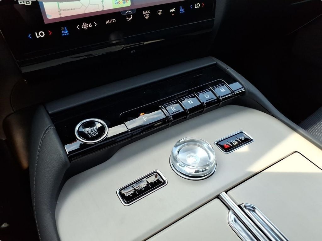 2027 Lincoln Navigator L Reserve