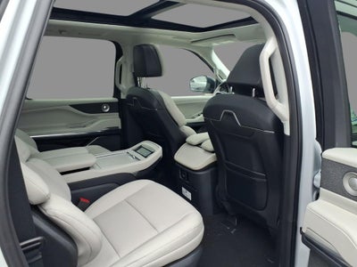 2026 Lincoln Navigator L Reserve