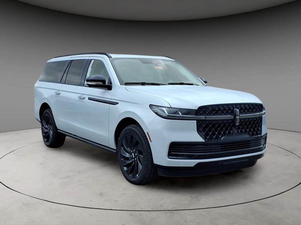 2026 Lincoln Navigator L Reserve