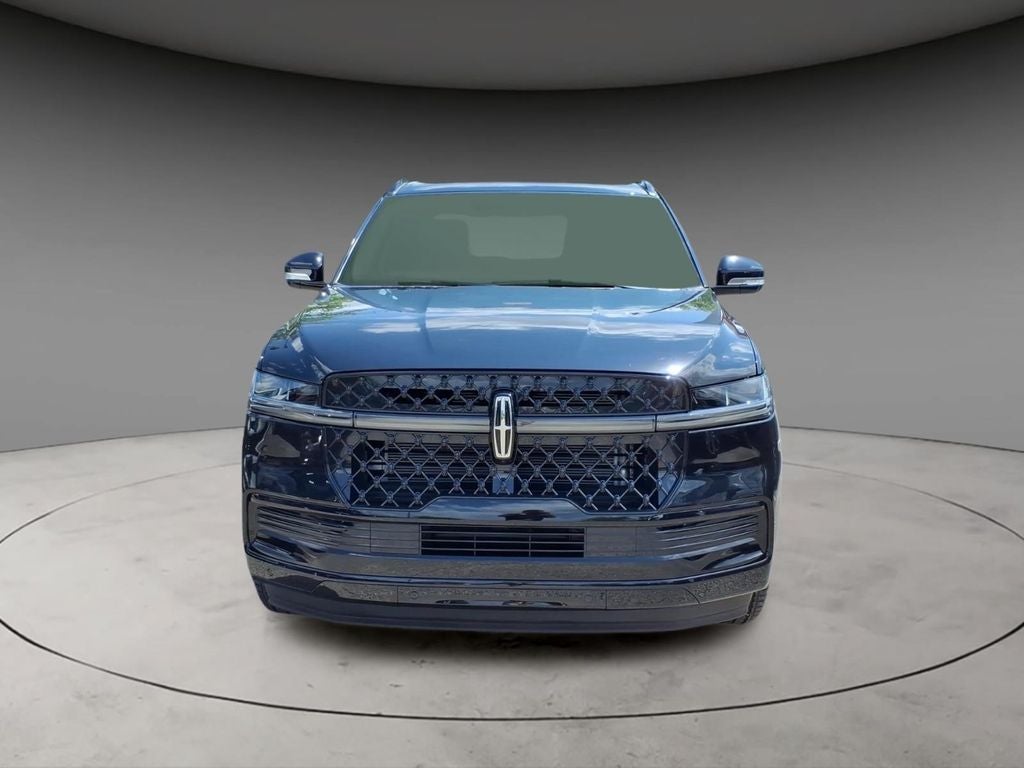 2027 Lincoln Navigator L Reserve