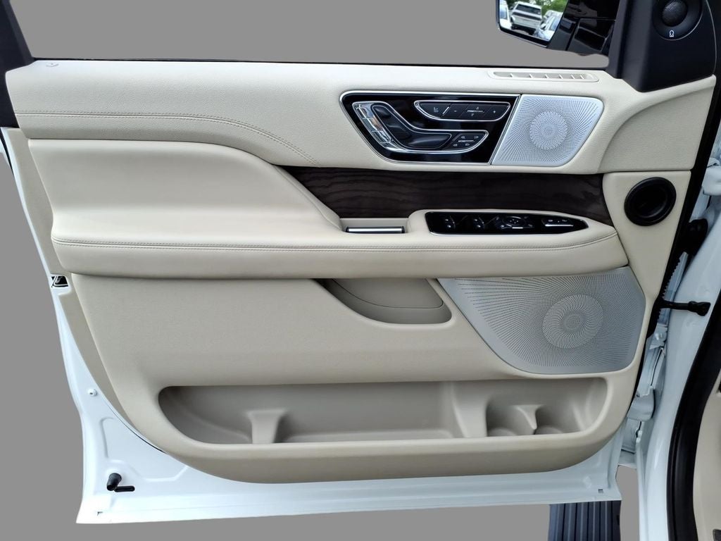 2021 Lincoln Navigator L Reserve