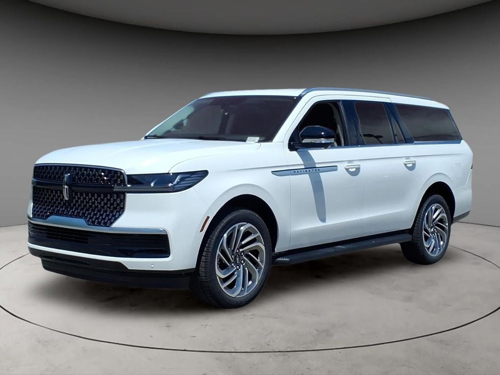 2026 Lincoln Navigator Premiere L 4WD's photo