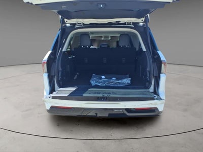 2026 Lincoln Navigator L Premiere