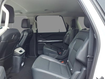 2027 Lincoln Navigator L Premiere