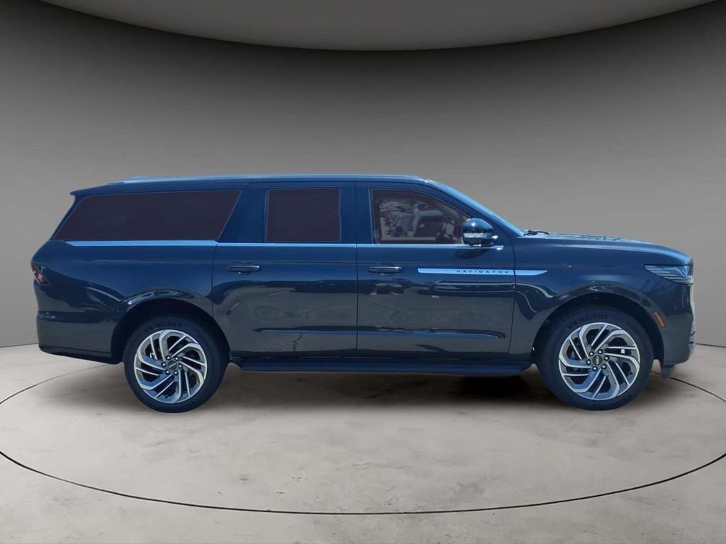 2026 Lincoln Navigator L Premiere