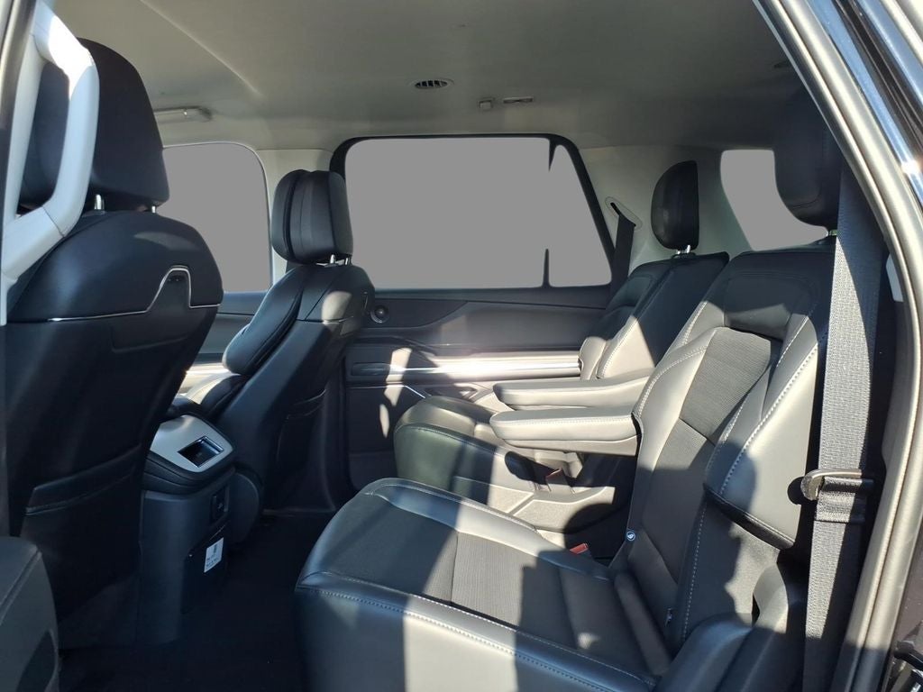 2026 Lincoln Navigator L Premiere