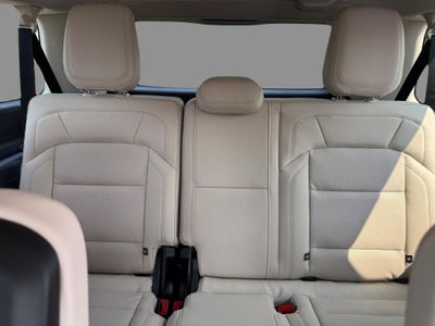 2027 Lincoln Navigator L Premiere