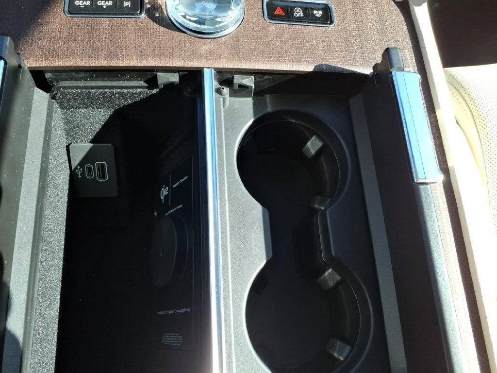 2027 Lincoln Navigator L Premiere