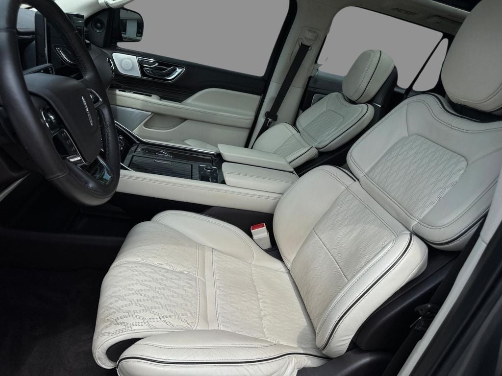 2023 Lincoln Navigator L Black Label